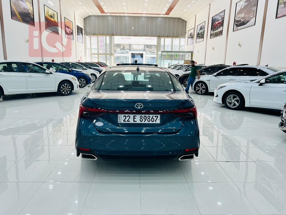 Toyota Avalon